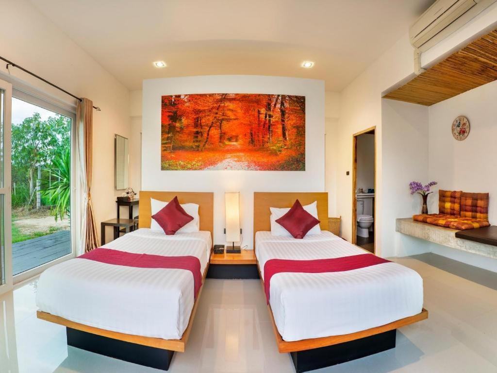 Lucerne Villa Resort Ban Bung Toei Exterior photo