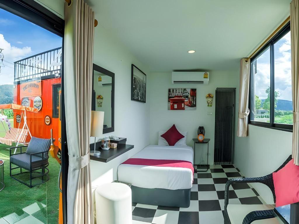 Lucerne Villa Resort Ban Bung Toei Exterior photo