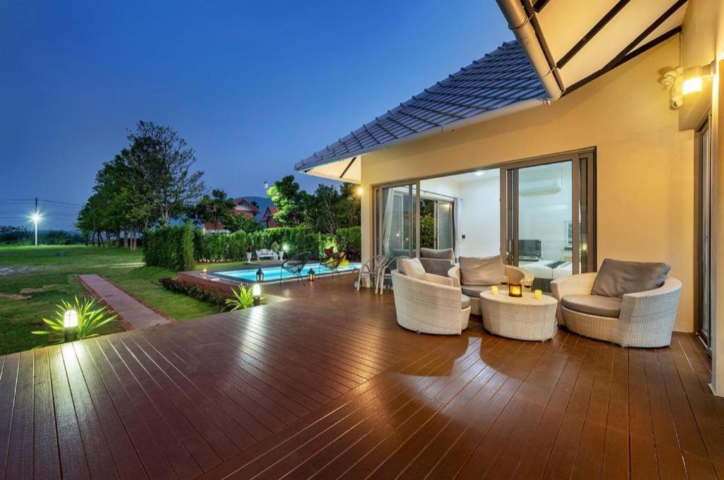 Lucerne Villa Resort Ban Bung Toei Exterior photo